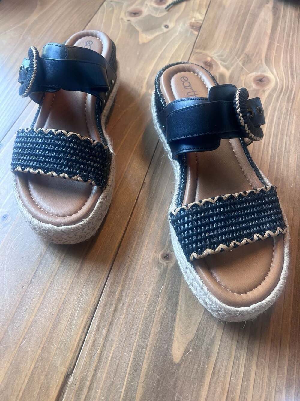 Earth Women's Colla Black Raffia Platform Wedge Sandals 10
